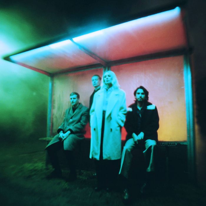 Wolf Alice - Blue Weekend (Ltd Edition, Partially mixed, Transparent Blue, CD & Signed Poster)